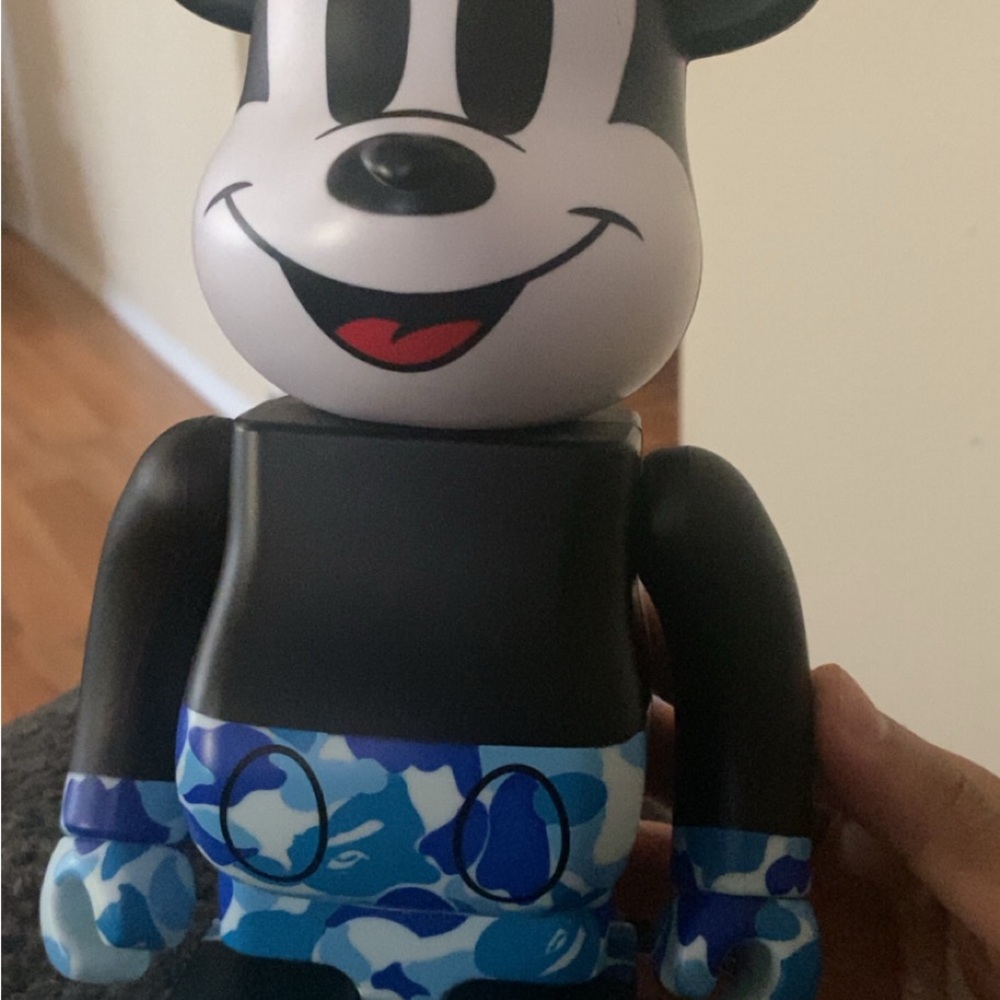Mickey bape bearbrick 400%